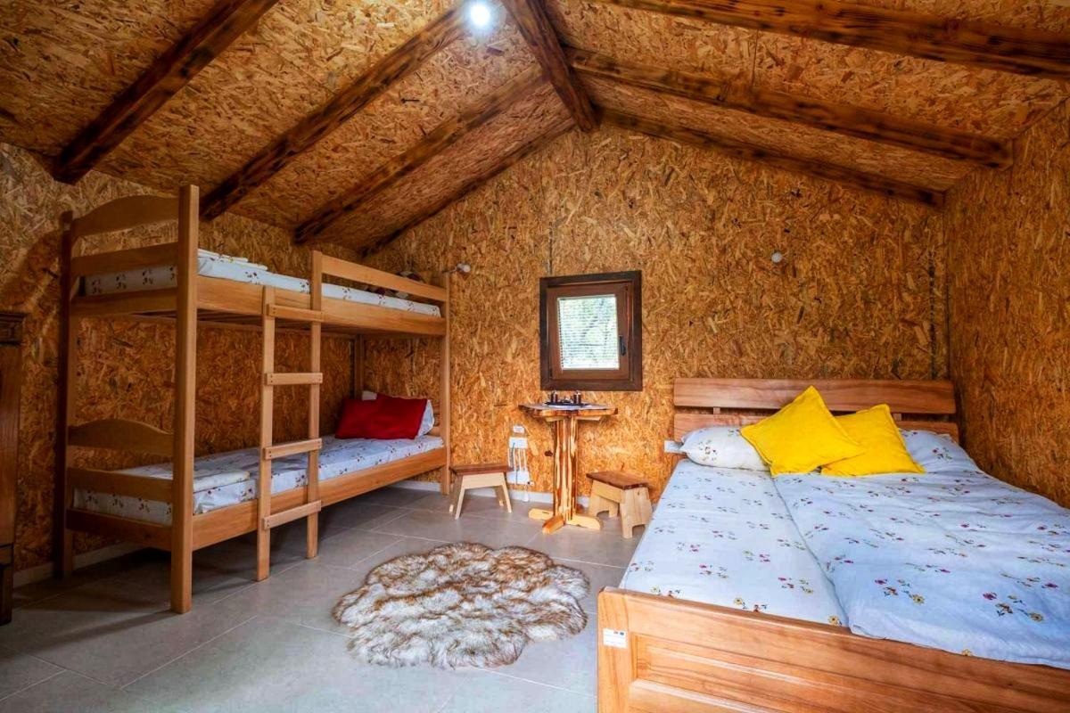Holiday bungalows&restaurant Plav Bagian luar foto