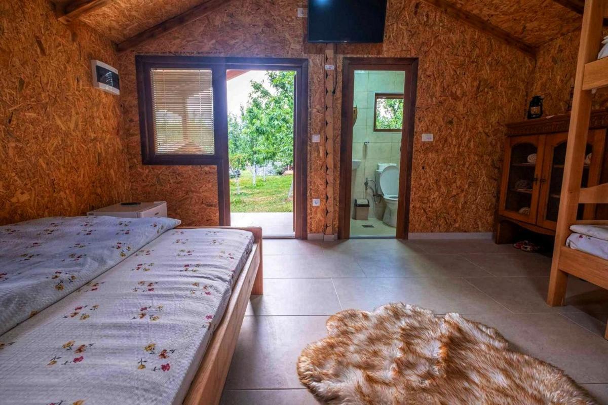 Holiday bungalows&restaurant Plav Bagian luar foto