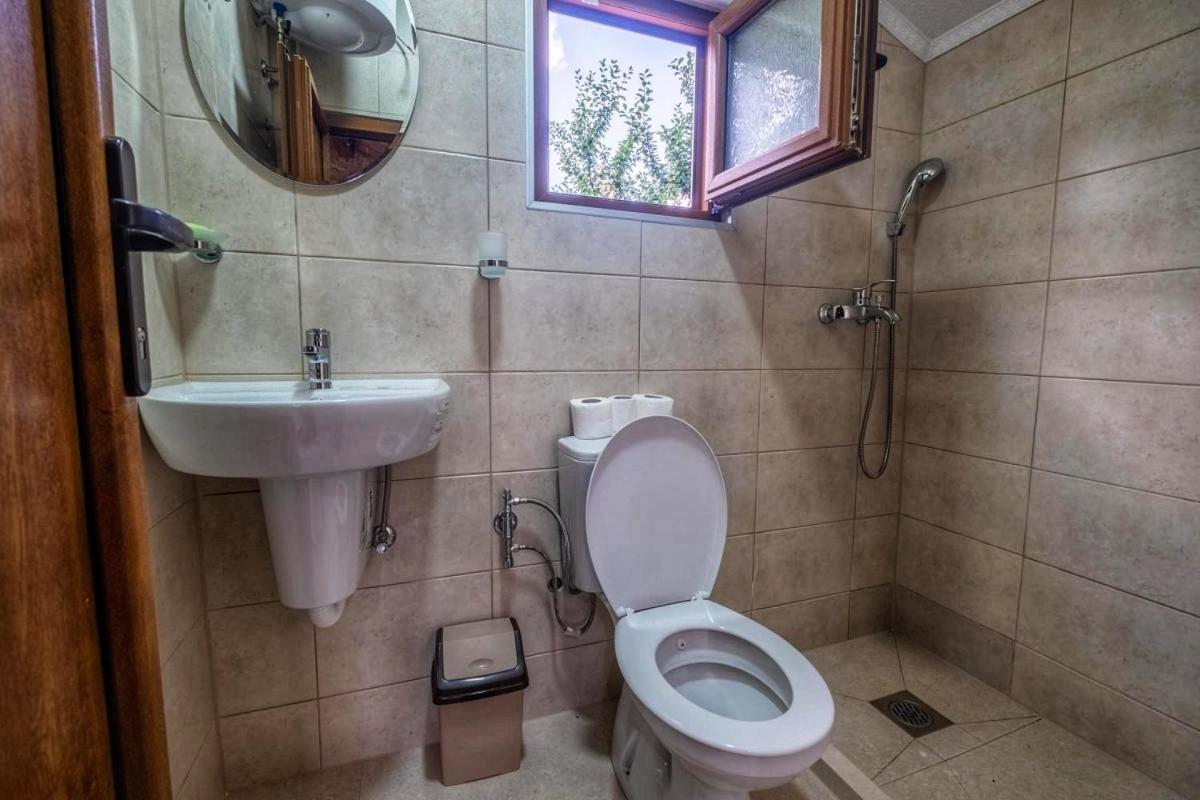 Holiday bungalows&restaurant Plav Bagian luar foto