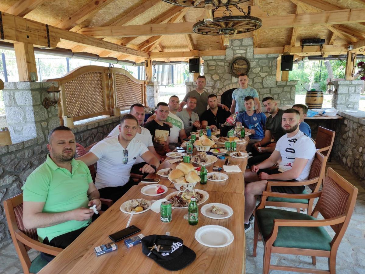 Holiday bungalows&restaurant Plav Bagian luar foto