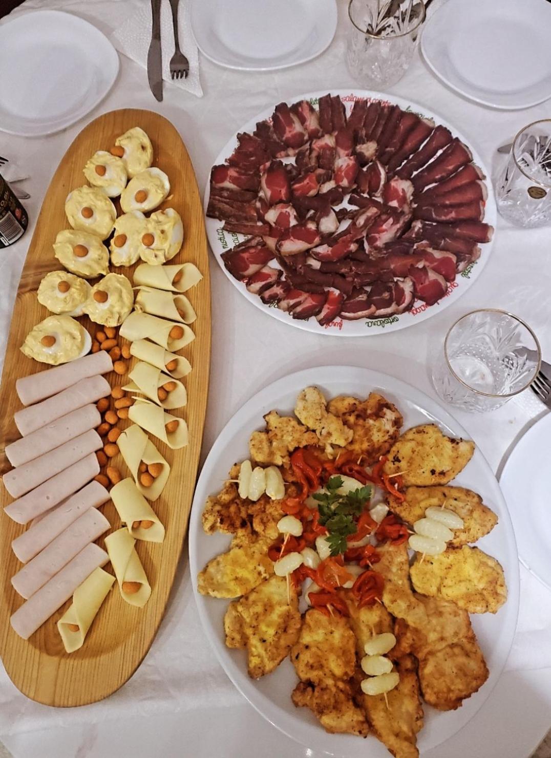 Holiday bungalows&restaurant Plav Bagian luar foto