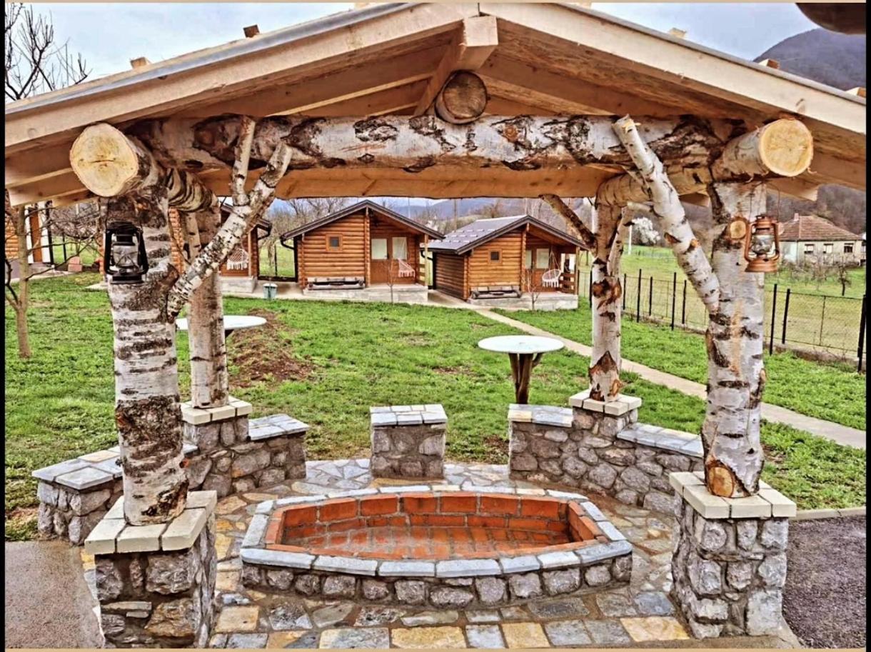 Holiday bungalows&restaurant Plav Bagian luar foto